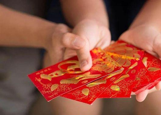 关切员工父母，为员工父母设置关切金造度